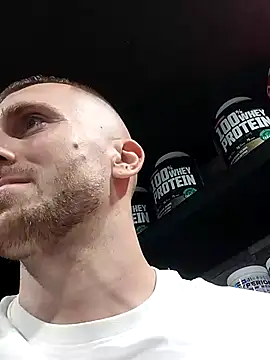 Snapshot of trainwithme chatting on September 30, 2025, 11:27 am trainwithme online show from September 30, 2025, 11:27 am