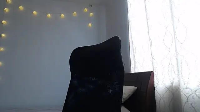 Snapshot of nalafoster chatting on September 29, 2025, 1:50 pm nalafoster online show from September 29, 2025, 1:50 pm