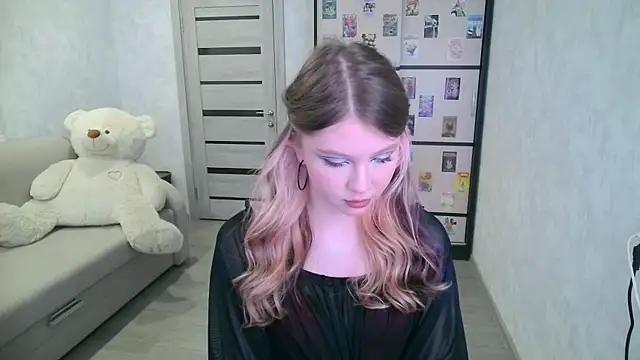 GinnyBlacky online show from June 25, 2026, 6:24 pm