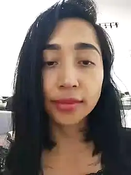 Elowyn online show from October 4, 2025, 2:57 am