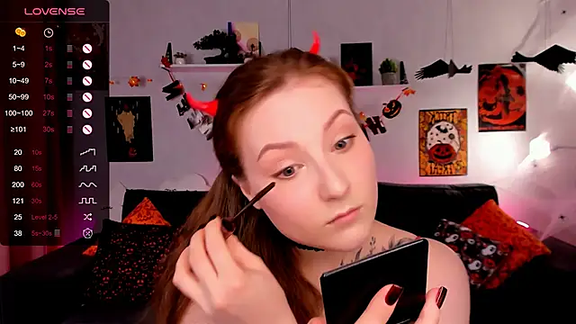 Snapshot of VelvetCherry_ chatting on October 26, 2025, 8:59 am VelvetCherry online show from October 26, 2025, 8:59 am