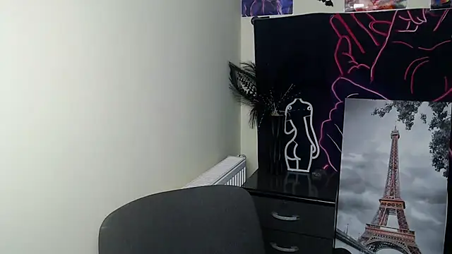 Snapshot of VanessaRey_ chatting on September 27, 2025, 6:19 am VanessaRey online show from September 27, 2025, 6:19 am