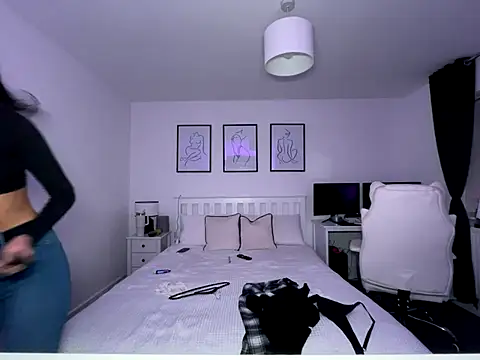 Snapshot of Missalex_xo chatting on October 17, 2025, 7:48 pm Missalex xo online show from October 17, 2025, 7:48 pm