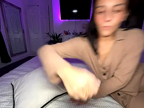 Snapshot of Missalex_xo chatting on October 18, 2025, 9:06 pm Missalex xo online show from October 18, 2025, 9:06 pm