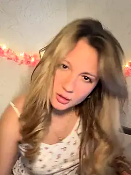 Snapshot of mollygirll chatting on October 9, 2025, 4:07 pm mollygirll online show from October 9, 2025, 4:07 pm