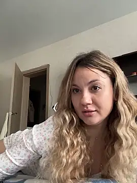 Snapshot of mollygirll chatting on October 2, 2025, 8:29 am mollygirll online show from October 2, 2025, 8:29 am