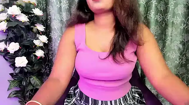 Snapshot of Sexy_Charuu chatting on March 18, 2025, 8:37 pm Sexy Charuu online show from March 18, 2025, 8:37 pm