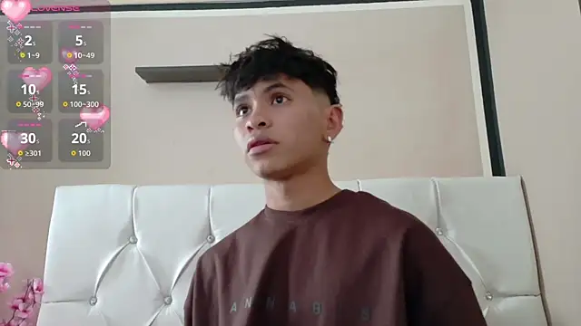 Ethan Westt online show from October 27, 2025, 8:54 pm