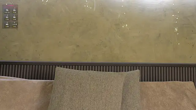 mia lacy  online show from February 27, 2026, 4:23 am