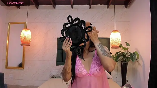 Snapshot of Danna_williamss chatting on October 4, 2025, 11:34 am Danna williamss online show from October 4, 2025, 11:34 am