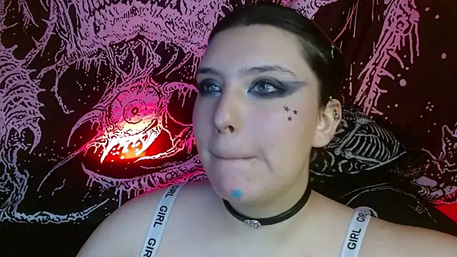 mikaskullcs online show from October 20, 2025, 12:13 am