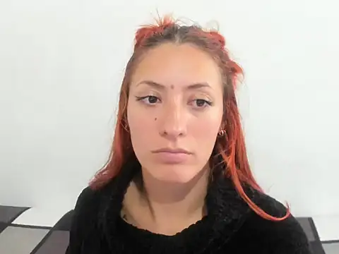 Snapshot of DulceXmile chatting on October 10, 2025, 10:21 pm DulceXmile online show from October 10, 2025, 10:21 pm