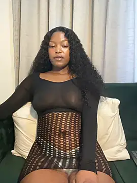 Snapshot of Seductive_Onicahh chatting on August 7, 2026, 9:59 am Seductive Onicahh online show from August 7, 2026, 9:59 am