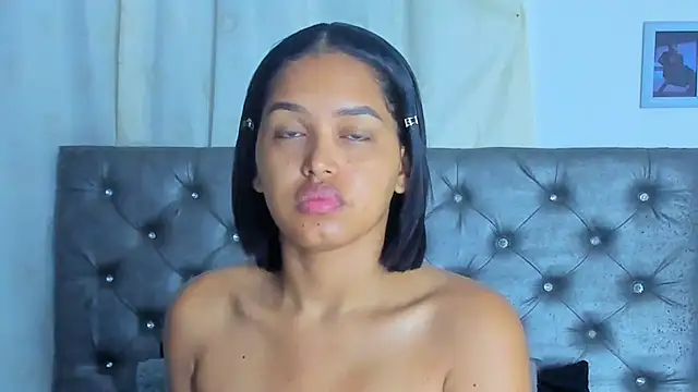 NikkiStarrr online show from October 11, 2025, 11:33 am