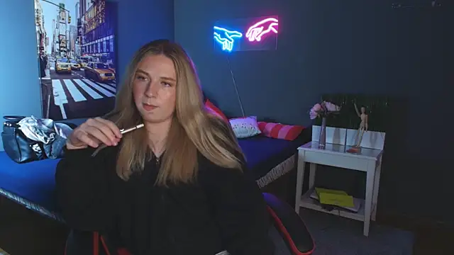 Snapshot of Jes_Solar chatting on September 26, 2025, 11:50 am Jes Solar online show from September 26, 2025, 11:50 am