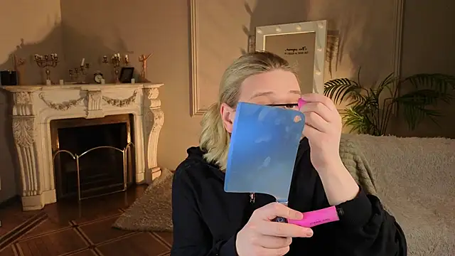 Snapshot of Jes_Solar chatting on January 18, 2026, 10:57 pm Jes Solar online show from January 18, 2026, 10:57 pm