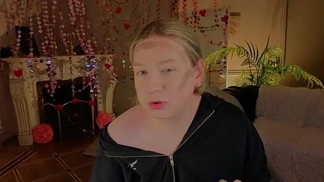 Snapshot of Jes_Solar chatting on February 17, 2026, 10:07 pm Jes Solar online show from February 17, 2026, 10:07 pm