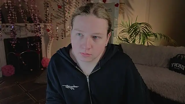 Snapshot of Jes_Solar chatting on February 21, 2026, 10:23 pm Jes Solar online show from February 21, 2026, 10:23 pm