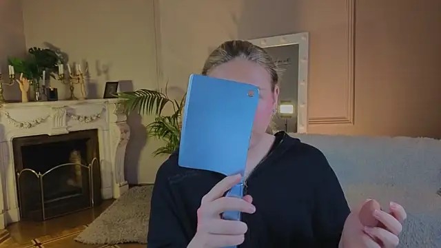 Snapshot of Jes_Solar chatting on October 1, 2025, 11:36 am Jes Solar online show from October 1, 2025, 11:36 am