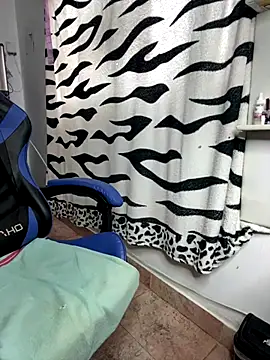 Snapshot of taimara_1 chatting on October 11, 2025, 1:45 pm taimara 1 online show from October 11, 2025, 1:45 pm