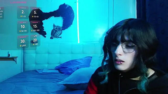 Snapshot of goth_minerva chatting on September 19, 2025, 1:37 pm goth minerva online show from September 19, 2025, 1:37 pm