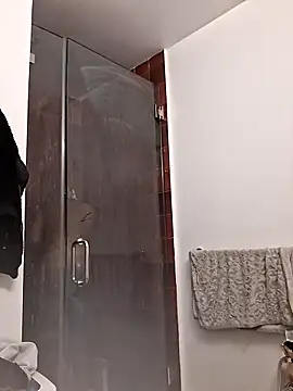 Snapshot of ItsBarbieBitcxxxx69 chatting on October 20, 2025, 5:42 am ItsBarbieBitcxxxx69 online show from October 20, 2025, 5:42 am