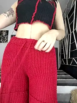 KARINNA  RAVEN online show from March 6, 2026, 1:00 am