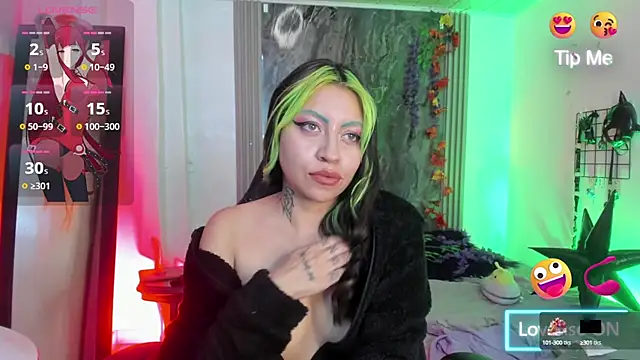 Snapshot of midory_ chatting on October 15, 2025, 9:28 am midory online show from October 15, 2025, 9:28 am