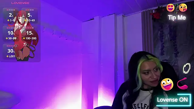 Snapshot of midory_ chatting on October 5, 2025, 2:46 am midory online show from October 5, 2025, 2:46 am