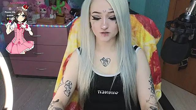 Snapshot of Manuela_unicorn chatting on April 21, 2026, 8:37 pm Manuela unicorn online show from April 21, 2026, 8:37 pm