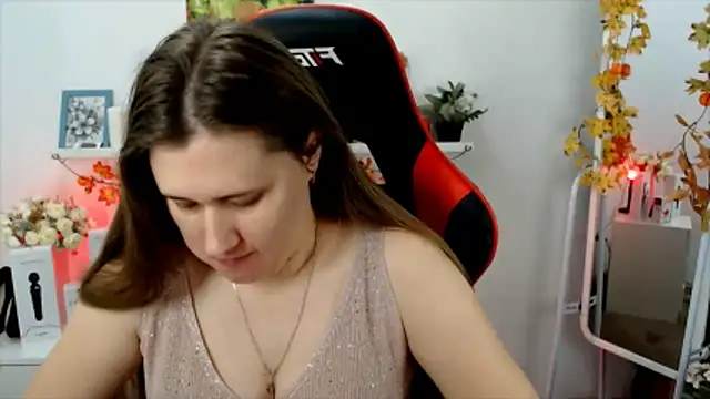 Lucky Lana online show from November 9, 2025, 2:15 am