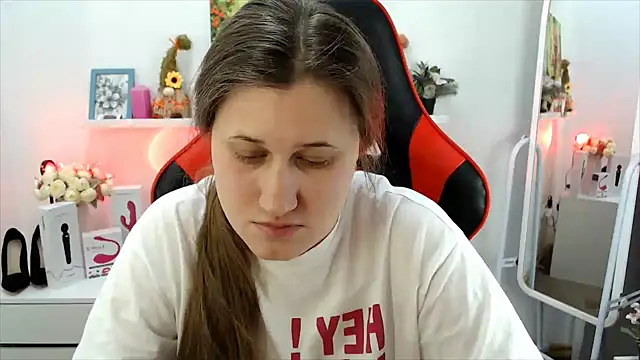 Lucky Lana online show from March 1, 2026, 3:17 am