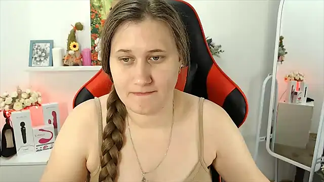 Snapshot of Lucky_Lana chatting on September 19, 2025, 2:26 am Lucky Lana online show from September 19, 2025, 2:26 am