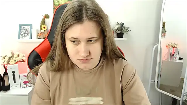 Snapshot of Lucky_Lana chatting on September 22, 2025, 2:28 am Lucky Lana online show from September 22, 2025, 2:28 am