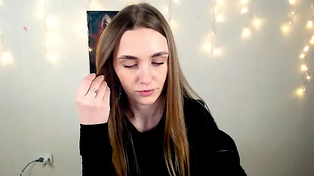 Doll Angelina online show from March 31, 2026, 6:26 am