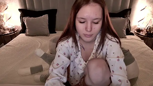 CarolineTenders online show from April 9, 2026, 1:18 am