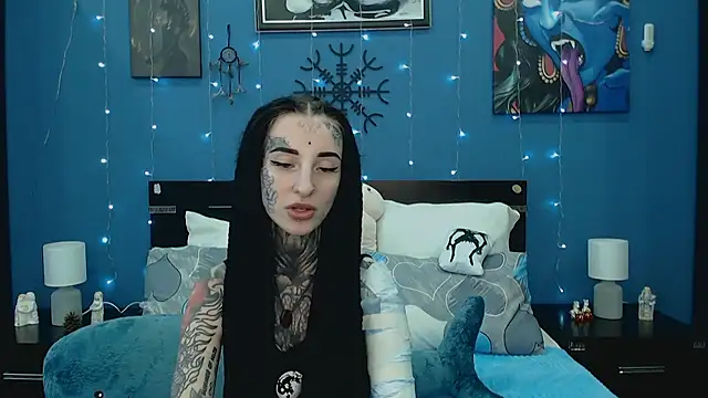 Velvetbat online show from May 20, 2026, 6:54 am