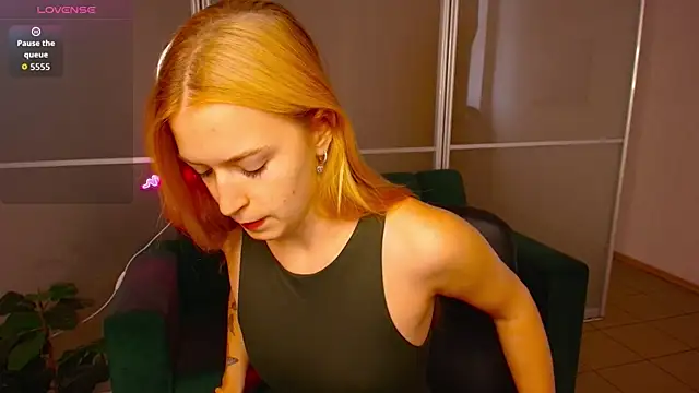 Snapshot of MirandaMayers chatting on September 29, 2025, 11:38 am MirandaMayers online show from September 29, 2025, 11:38 am