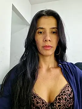 suzy20252 online show from September 25, 2025, 12:44 pm