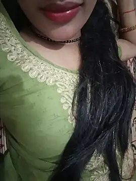 Snapshot of Eshwari_Chopra chatting on July 22, 2026, 6:48 am Eshwari Chopra online show from July 22, 2026, 6:48 am