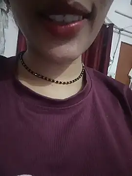 Snapshot of Eshwari_Chopra chatting on July 22, 2026, 6:54 pm Eshwari Chopra online show from July 22, 2026, 6:54 pm