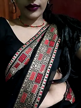 Eshwari Chopra online show from October 5, 2025, 2:57 am