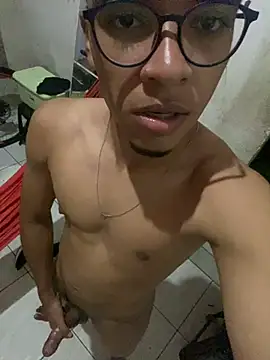 hiaguexxx online show from March 23, 2025, 2:37 am