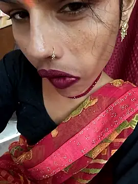 Snapshot of Eshna_Dabral chatting on October 13, 2025, 4:14 am Eshna Dabral online show from October 13, 2025, 4:14 am