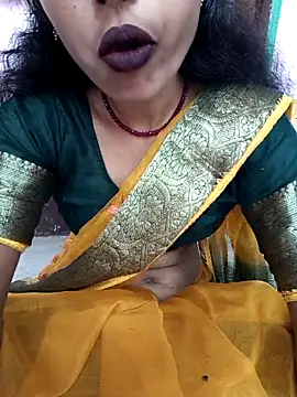 Snapshot of Eshna_Dabral chatting on September 20, 2025, 8:41 am Eshna Dabral online show from September 20, 2025, 8:41 am