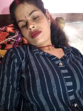 Eshna Dabral online show from September 9, 2025, 8:35 am
