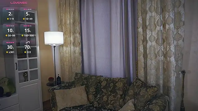 Snapshot of EdytBanns chatting on September 27, 2025, 6:08 am EdytBanns online show from September 27, 2025, 6:08 am