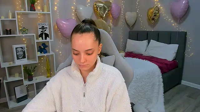 Snapshot of MelanieAlves chatting on February 15, 2026, 1:43 pm MelanieAlves online show from February 15, 2026, 1:43 pm