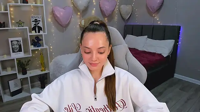 Snapshot of MelanieAlves chatting on February 25, 2026, 7:03 pm MelanieAlves online show from February 25, 2026, 7:03 pm