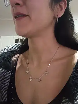 Camilitah online show from July 4, 2026, 5:47 am